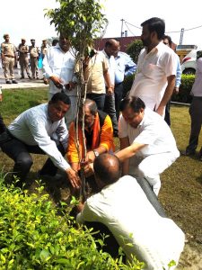 Read more about the article Tree Plantation Drive at Paswara Papers  campus by Labour Welfare Minister